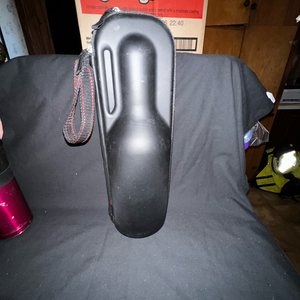 Wine bottle carrier